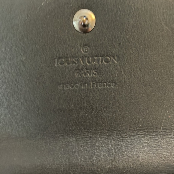 ❤️🔥AUTHENTIC Monogram Pattern Vernis Patent Leather Elise Wallet. EUC!!! - Picture 5 of 14